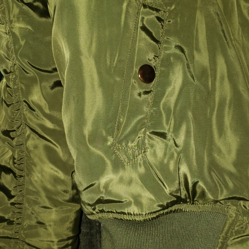 Green jacket - Picture 3 of 4
